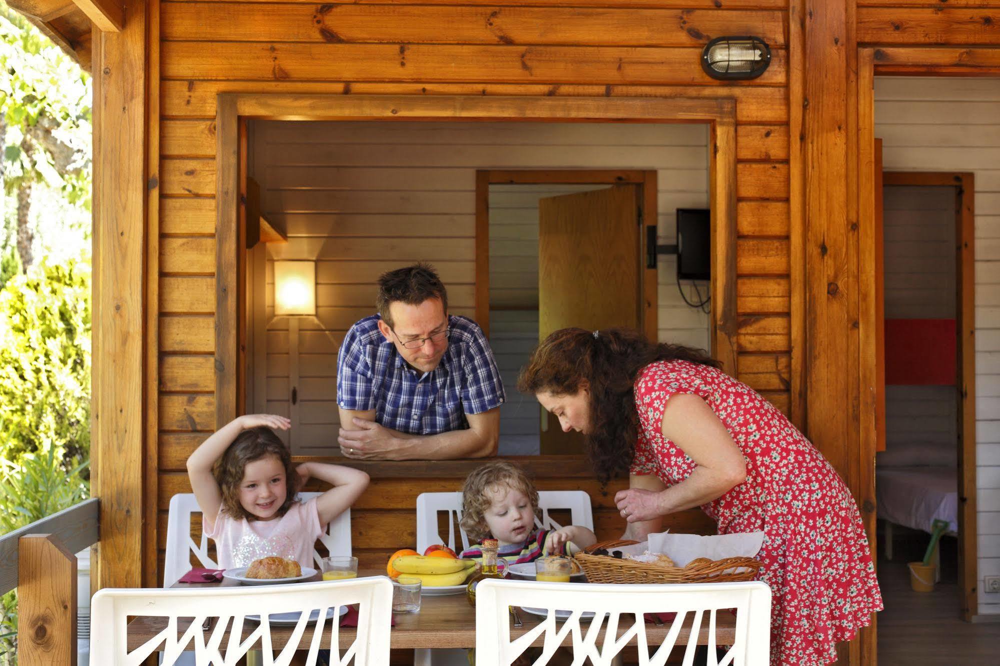 Camping Tamarit Park Resort Екстер'єр фото